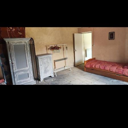 AUTHENTIQUE INDIVIDUELLE Maison de village Ardéchoise à Les Vans La Voûte Exterior foto